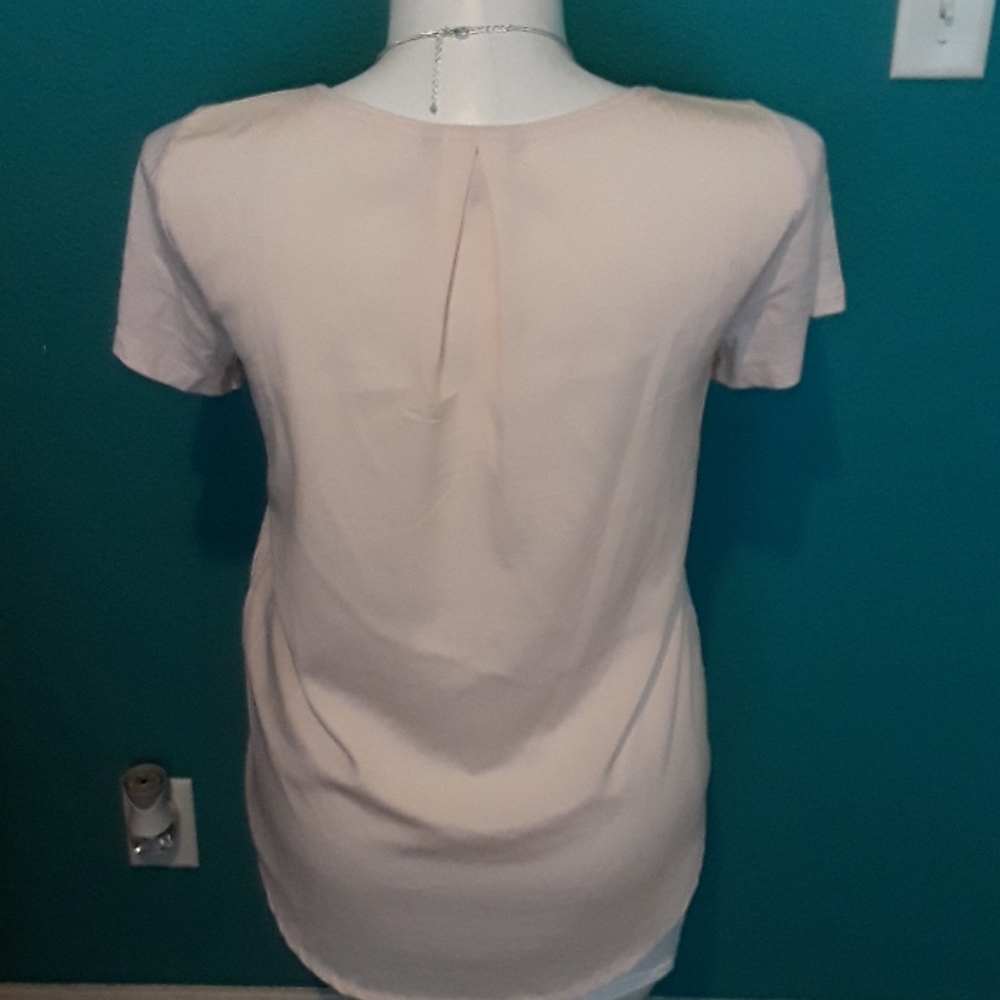 Banana republic peach top - Picture 2 of 3